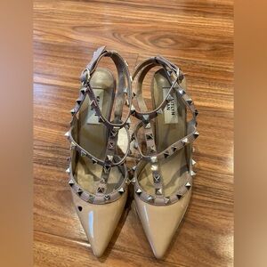 Kaitlyn Pan Size7.5  Rockstud Leather Pointed Toe Leather Heels Tan